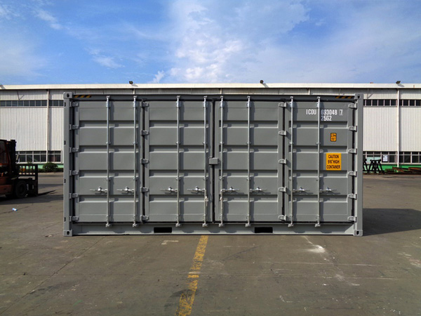 How to store goods using container hire.
